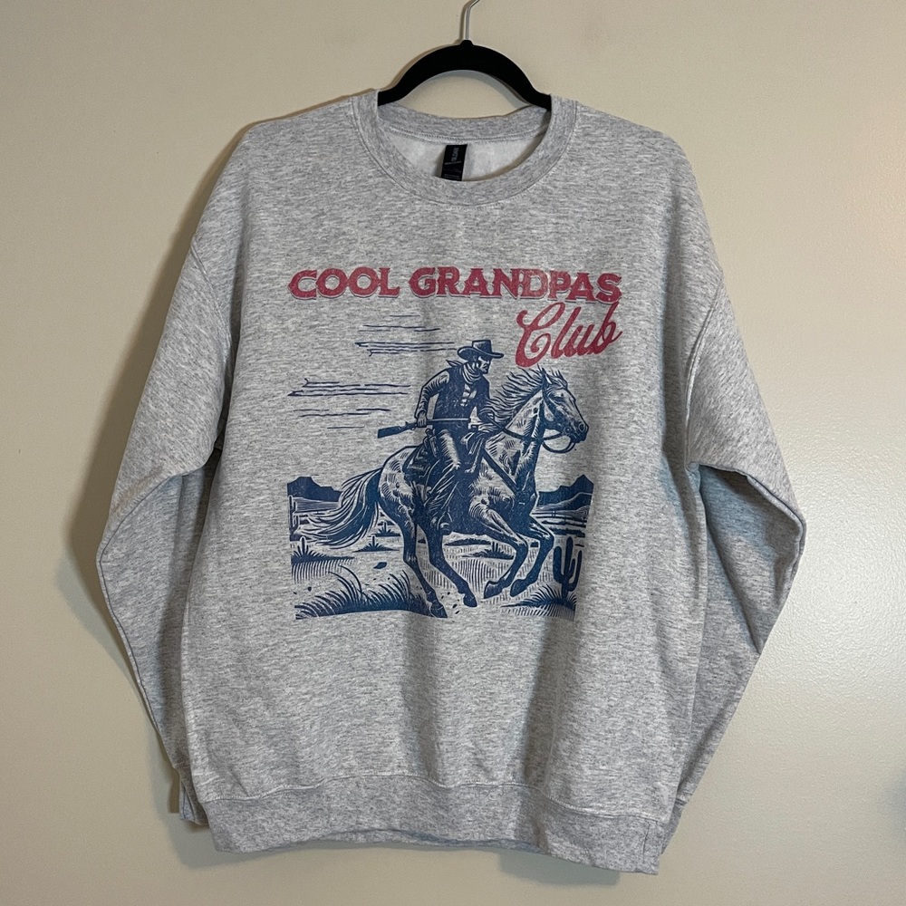 Gildan Sweatshirt Mens Large Gray Cool Grandpas Western Cowboy Graphic Print